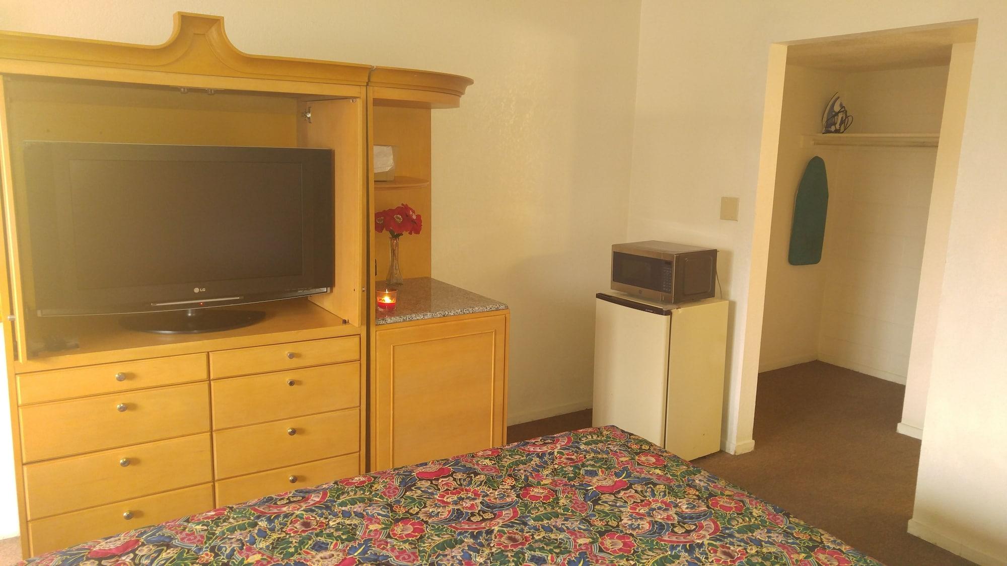 Parkway Inn Fresno Bagian luar foto