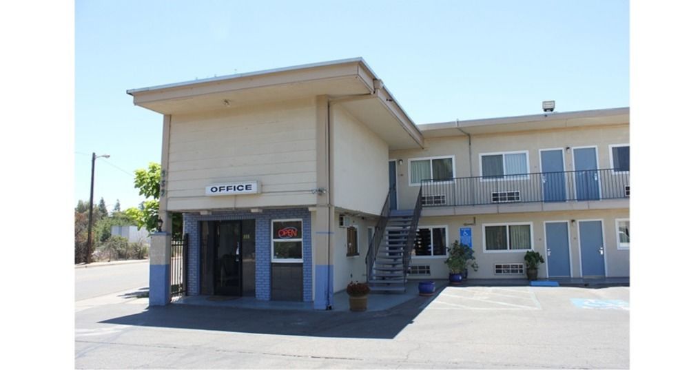 Parkway Inn Fresno Bagian luar foto
